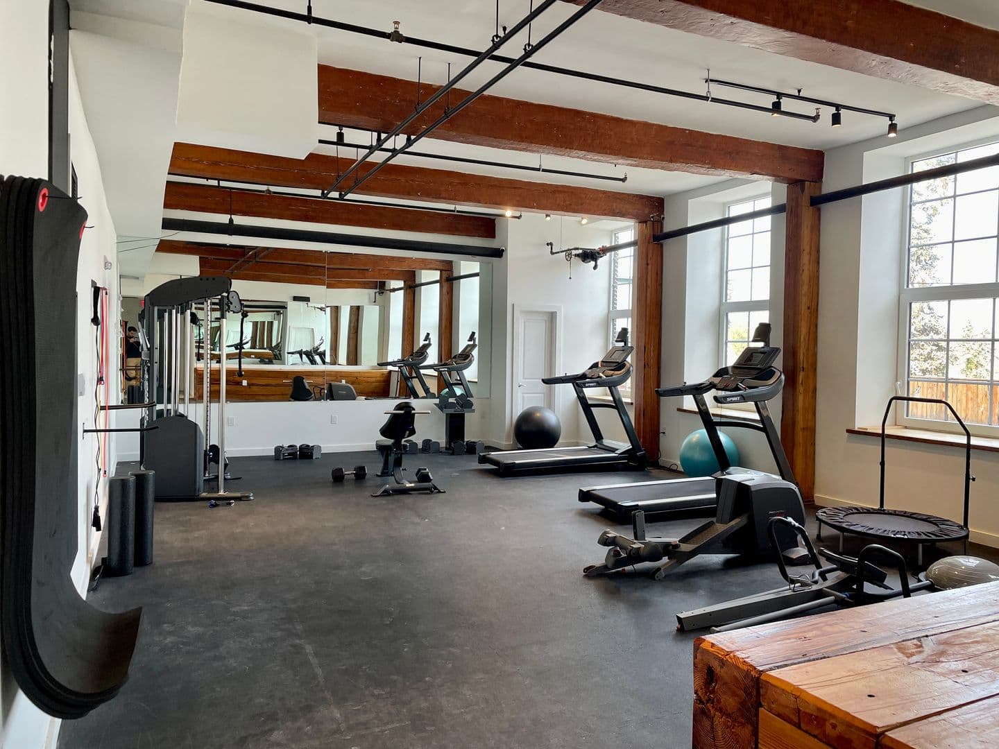 Clifton Heights Apartment: 500 E Broadway