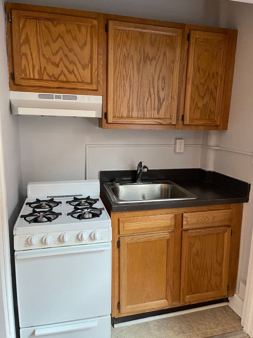 PHILADELPHIA Apartment: 4205 Chester Avenue