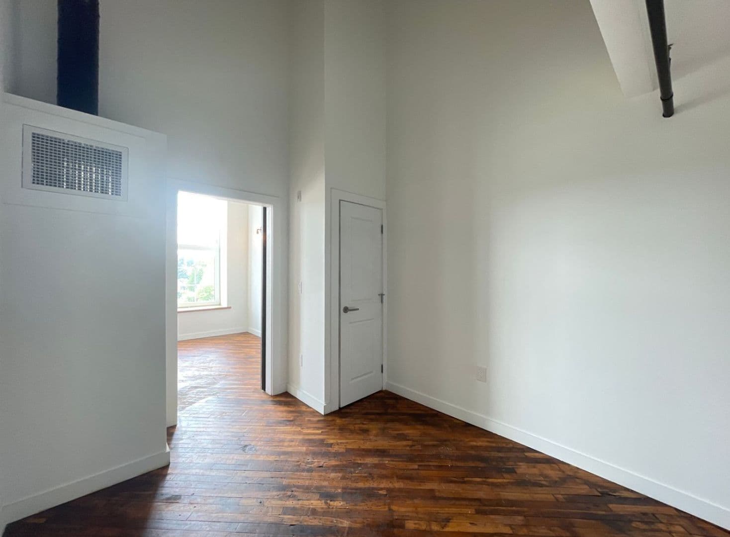 Clifton Heights Apartment: 500 E Broadway