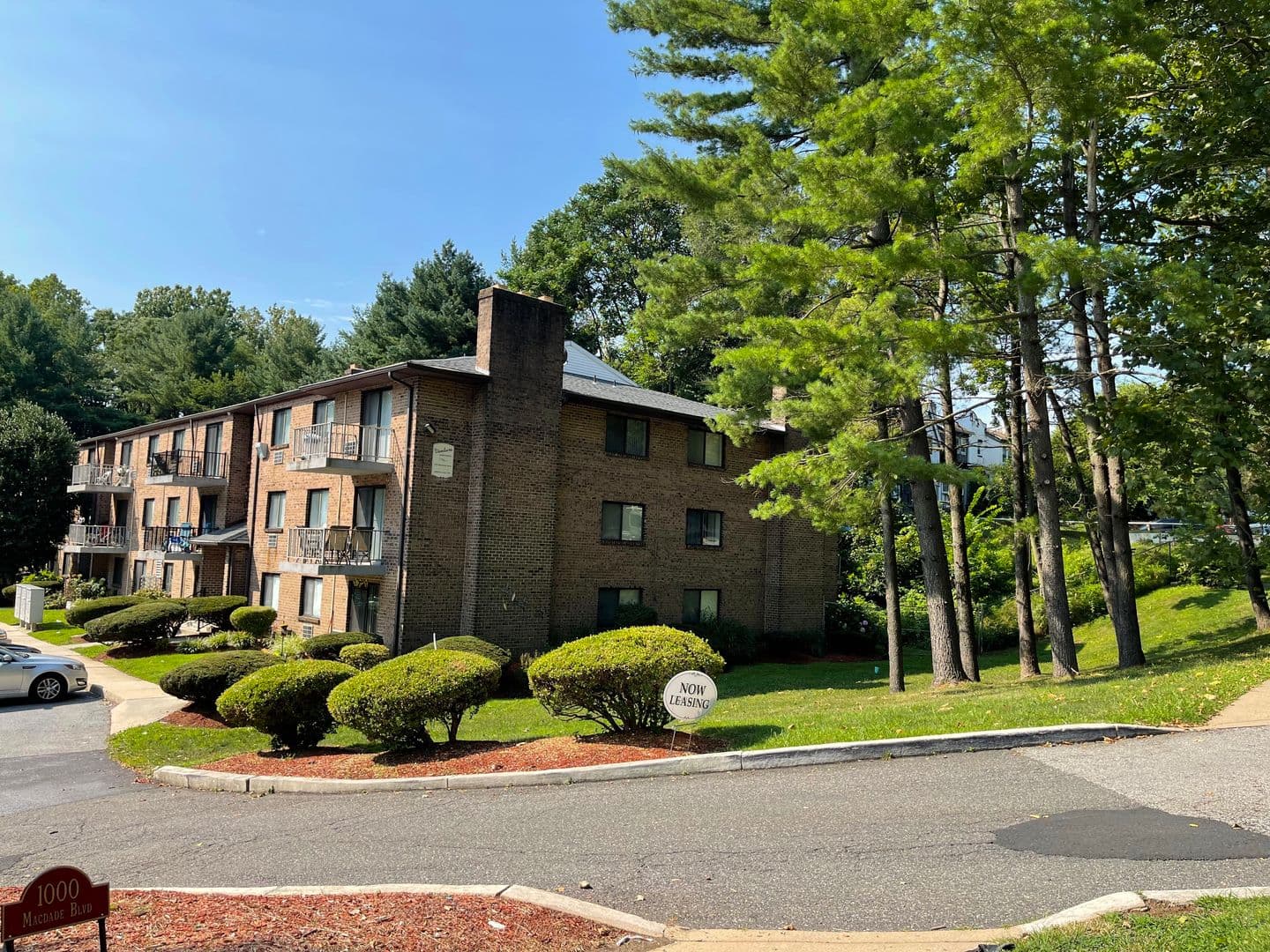 Chester Apartment: 1000 MacDade Blvd