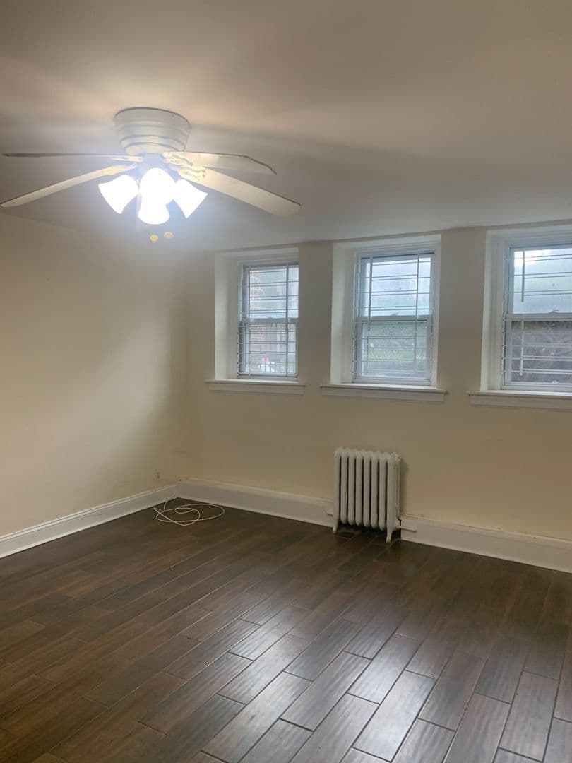 Philadelphia Apartment: 4801-4845 Pine Street