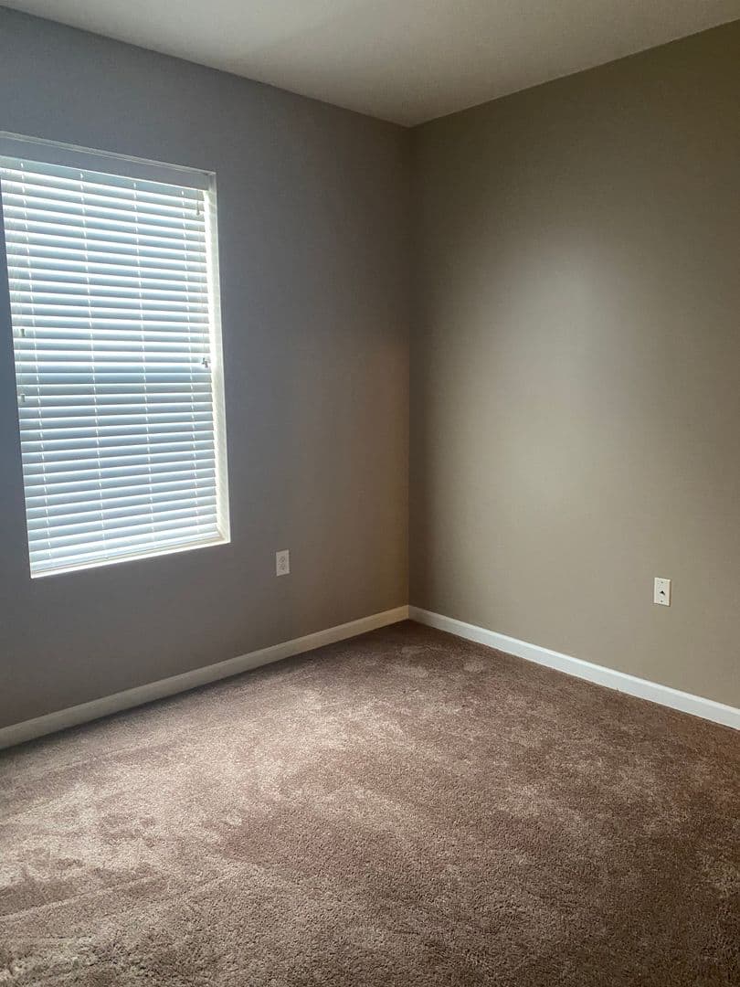 Bethlehem Apartment: 1325 Chelsea Ave