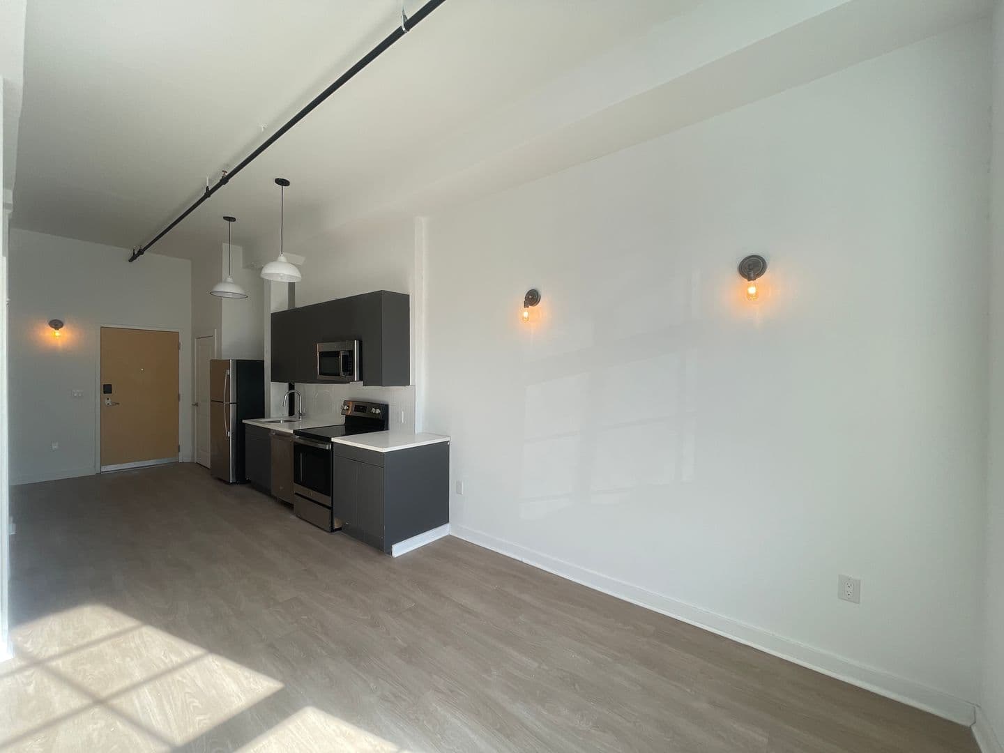 Clifton Heights Apartment: 500 E Broadway