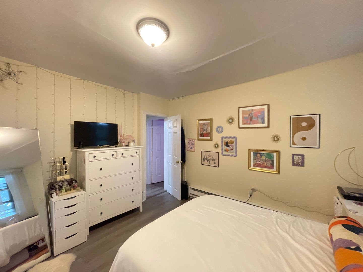 Philadelphia Apartment: 325 Pine Street