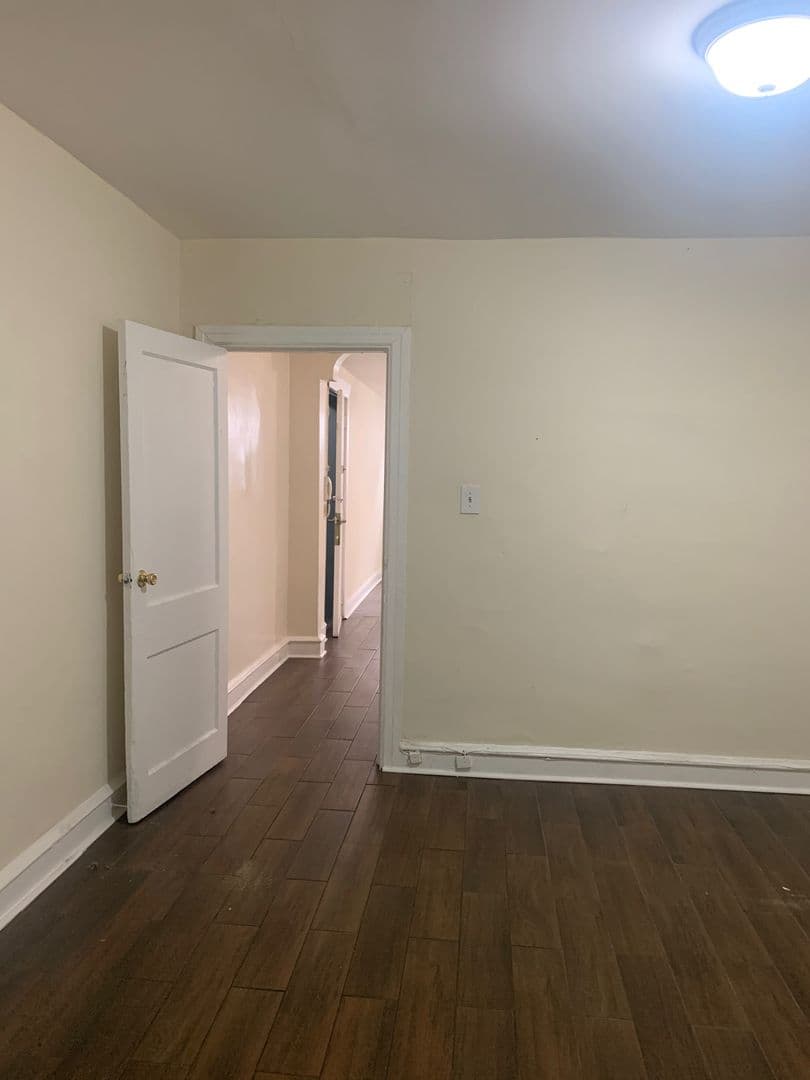 Philadelphia Apartment: 4801-4845 Pine Street