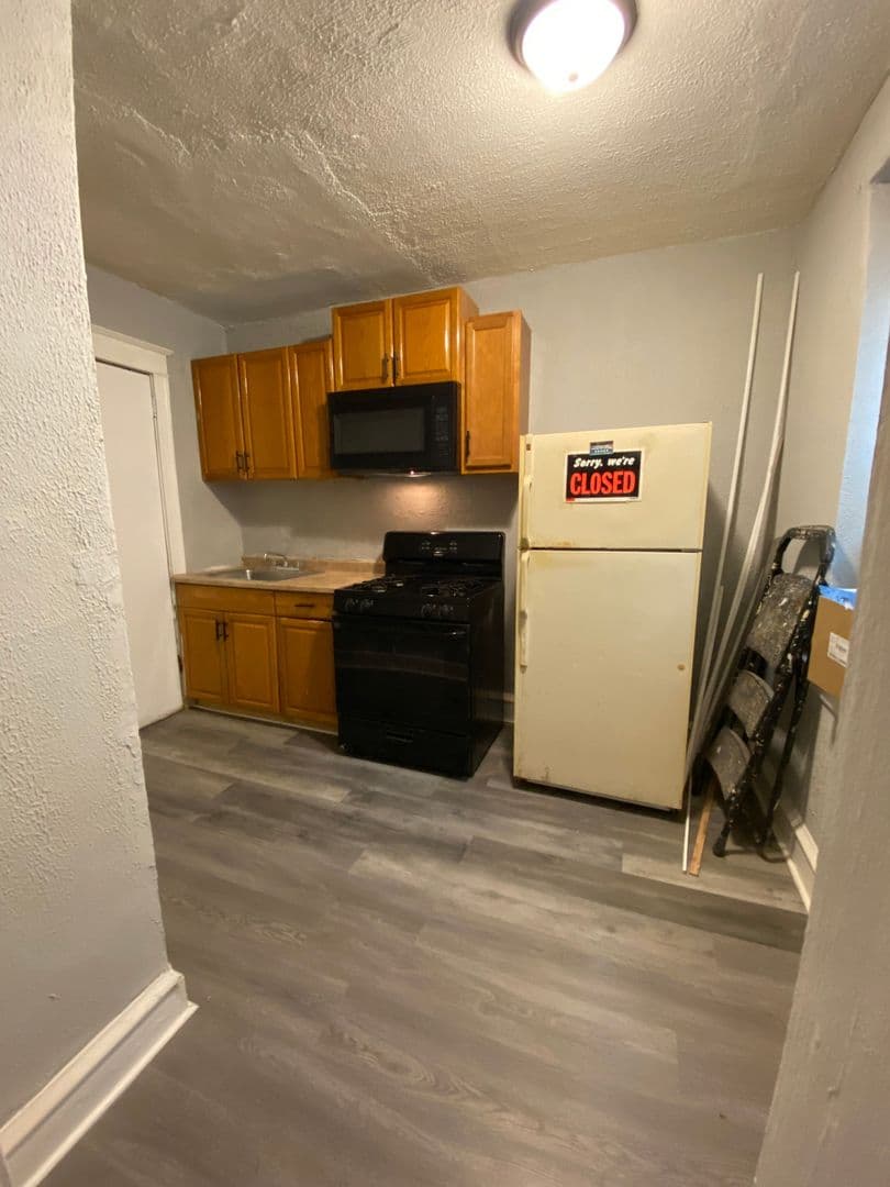 Philadelphia Apartment: 6610 N. 8th Street
