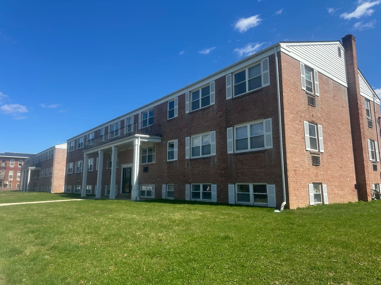 Quakertown Apartment: 11-60 Alan Lane