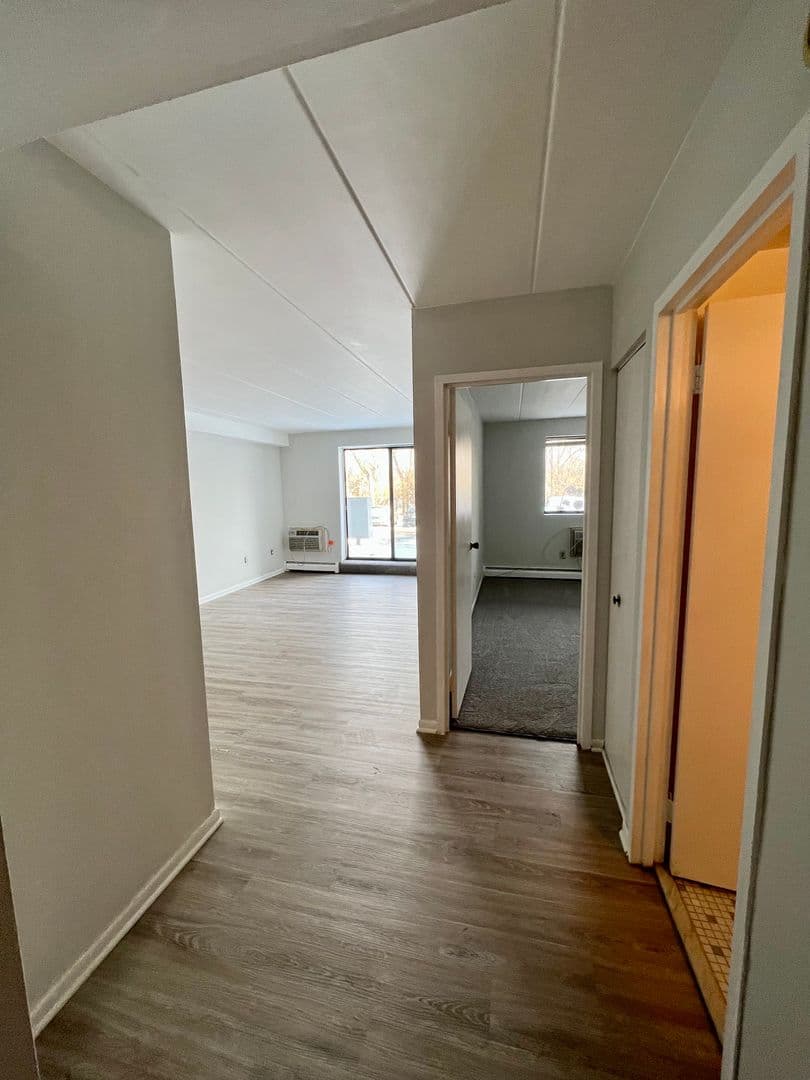 Chester Apartment: 1000 MacDade Blvd