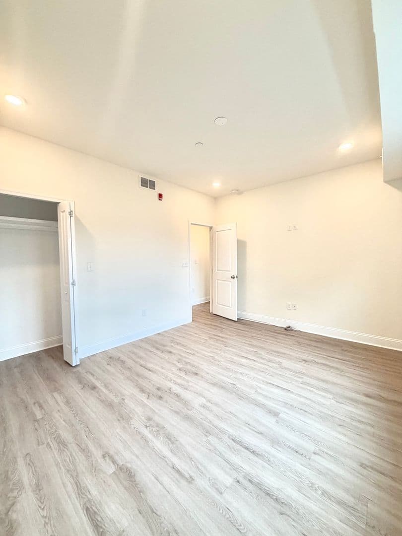 Philadelphia Apartment: 2331-33 N 33rd St.