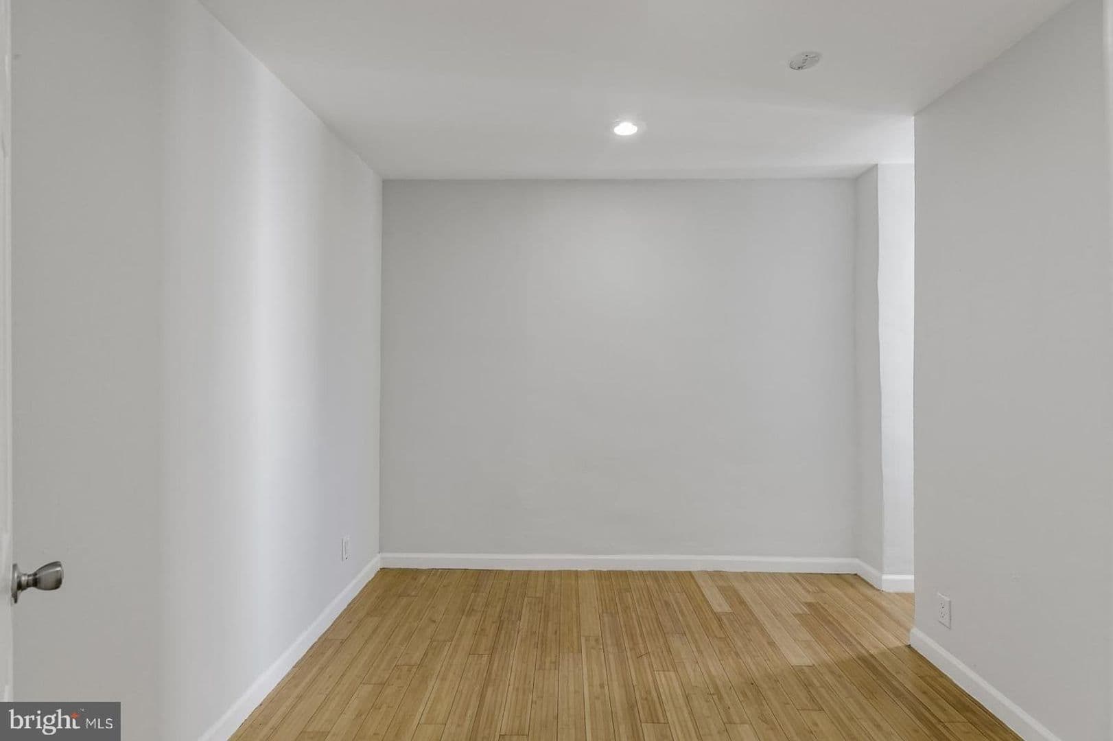 Philadelphia Apartment: 5019 Walnut Street