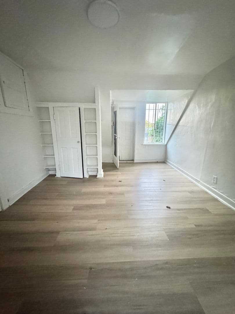 Philadelphia Apartment: 4908 Germantown Ave.