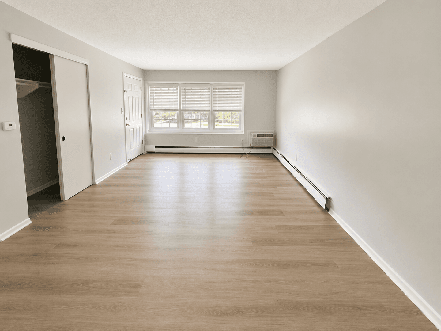 Burlington Apartment: 411 High Street