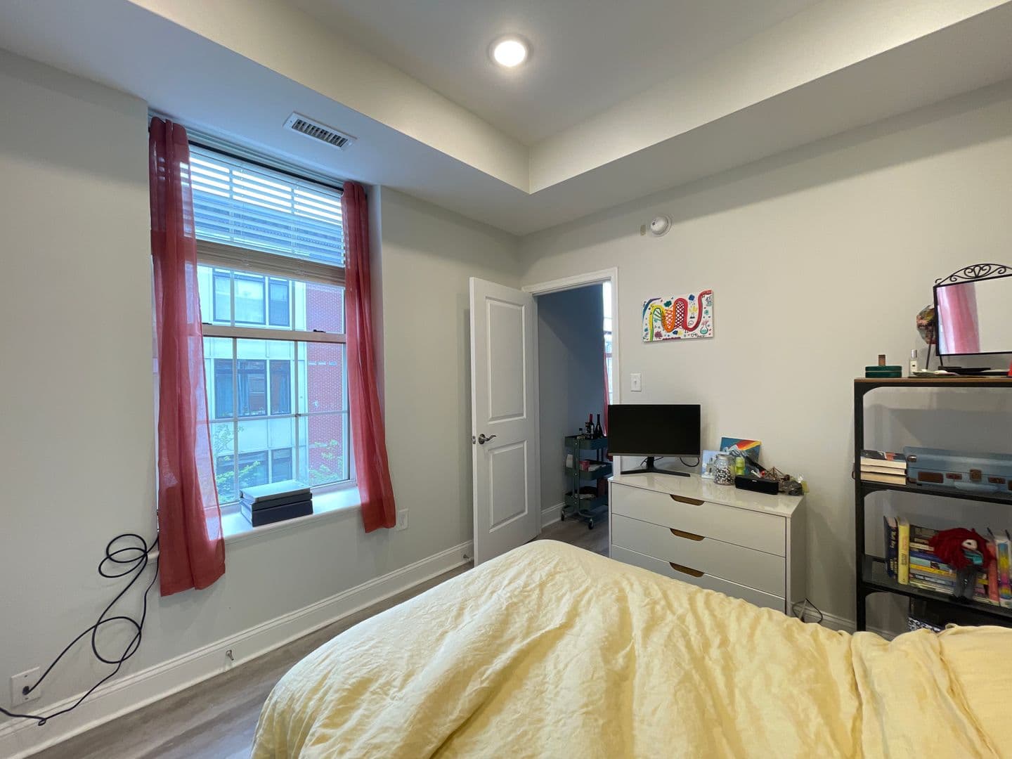 Philadelphia Apartment: 248 Market St