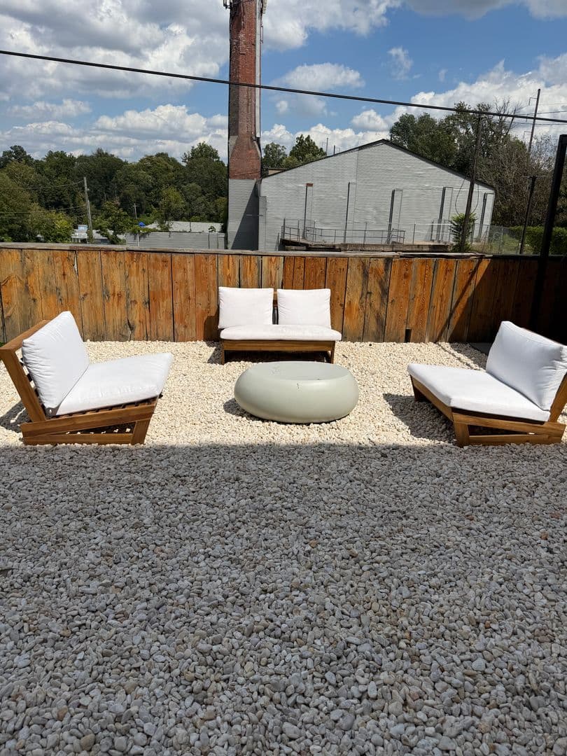 Clifton Heights Apartment: 500 E Broadway