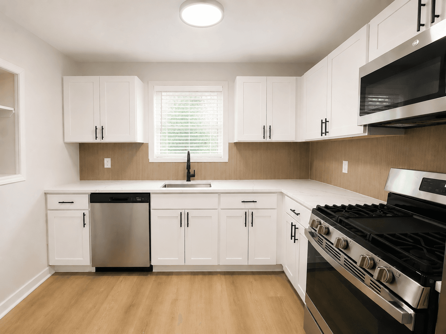 West Deptford Apartment: 601 W Tatum Street