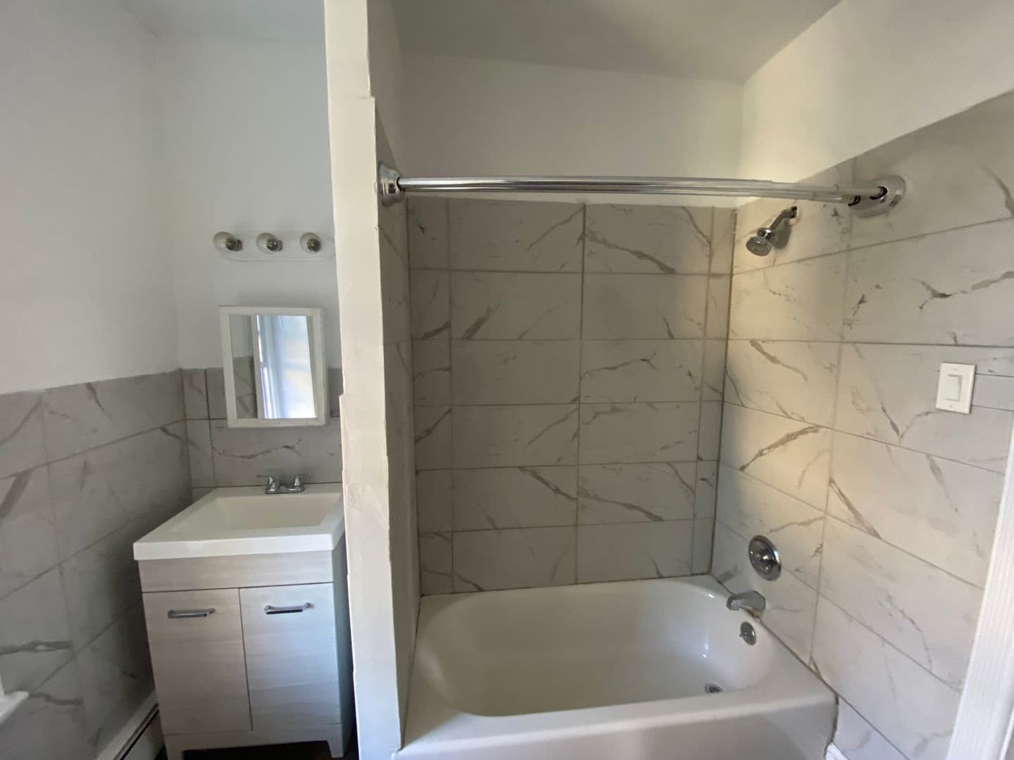 Philadelphia Apartment: 7300 Boyer Street