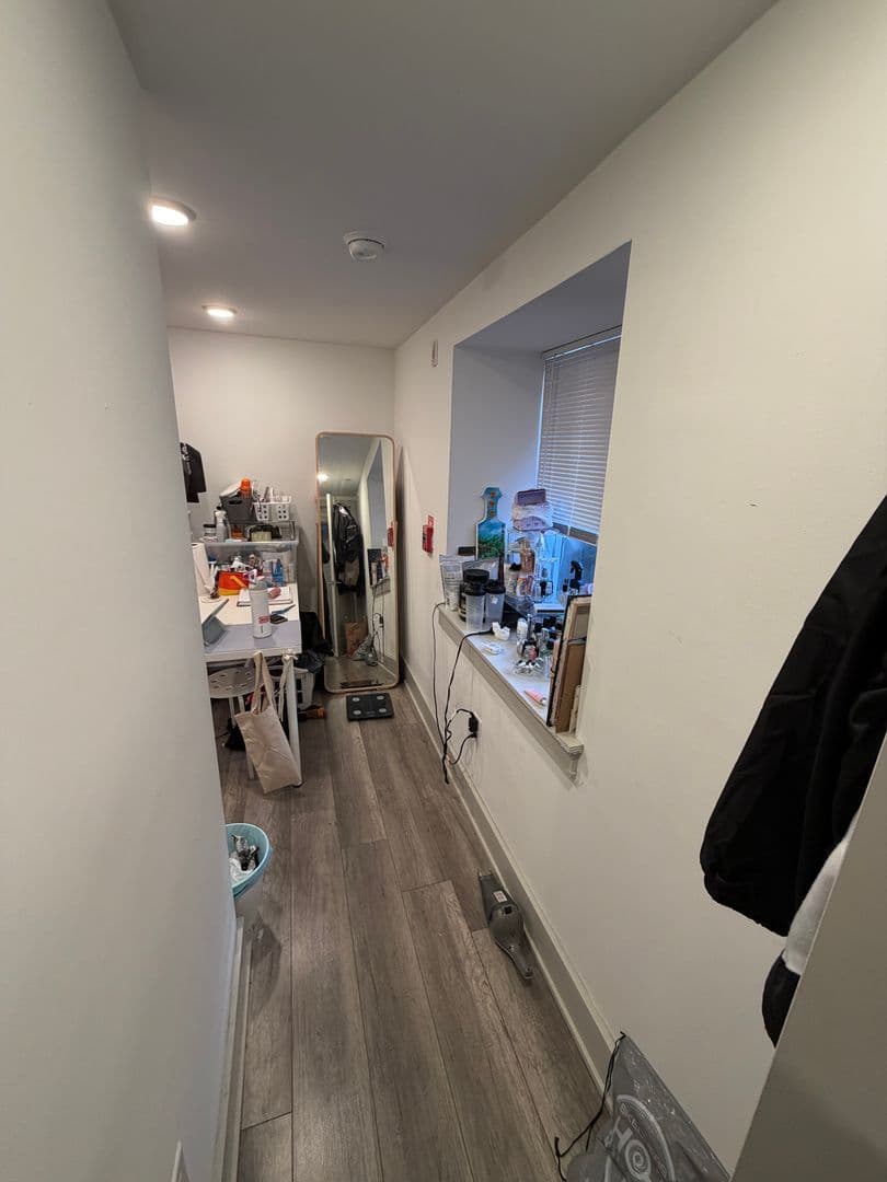 Philadelphia Apartment: 3213 Haverford Ave.