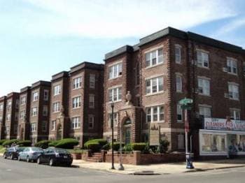 Philadelphia Apartment: 4801-4845 Pine Street