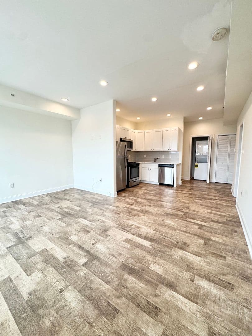 Philadelphia Apartment: 2331-33 N 33rd St.