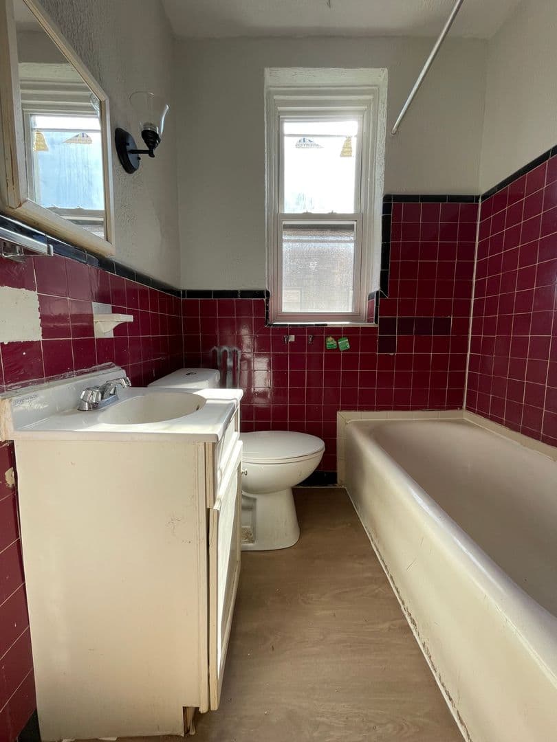 Philadelphia Apartment: 6610 N. 8th Street