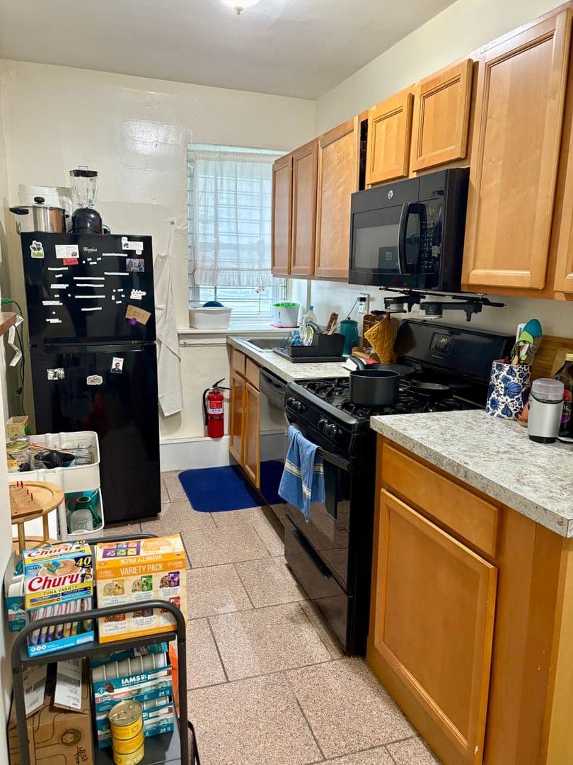 Philadelphia Apartment: 4801-4845 Pine Street