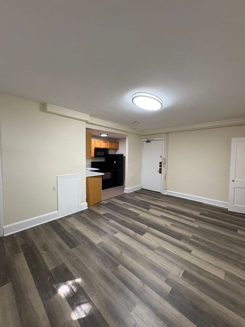 Philadelphia Apartment: 4801-4845 Pine Street