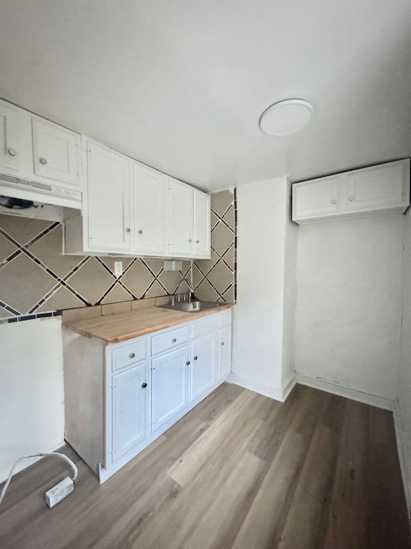 Philadelphia Apartment: 4908 Germantown Ave.