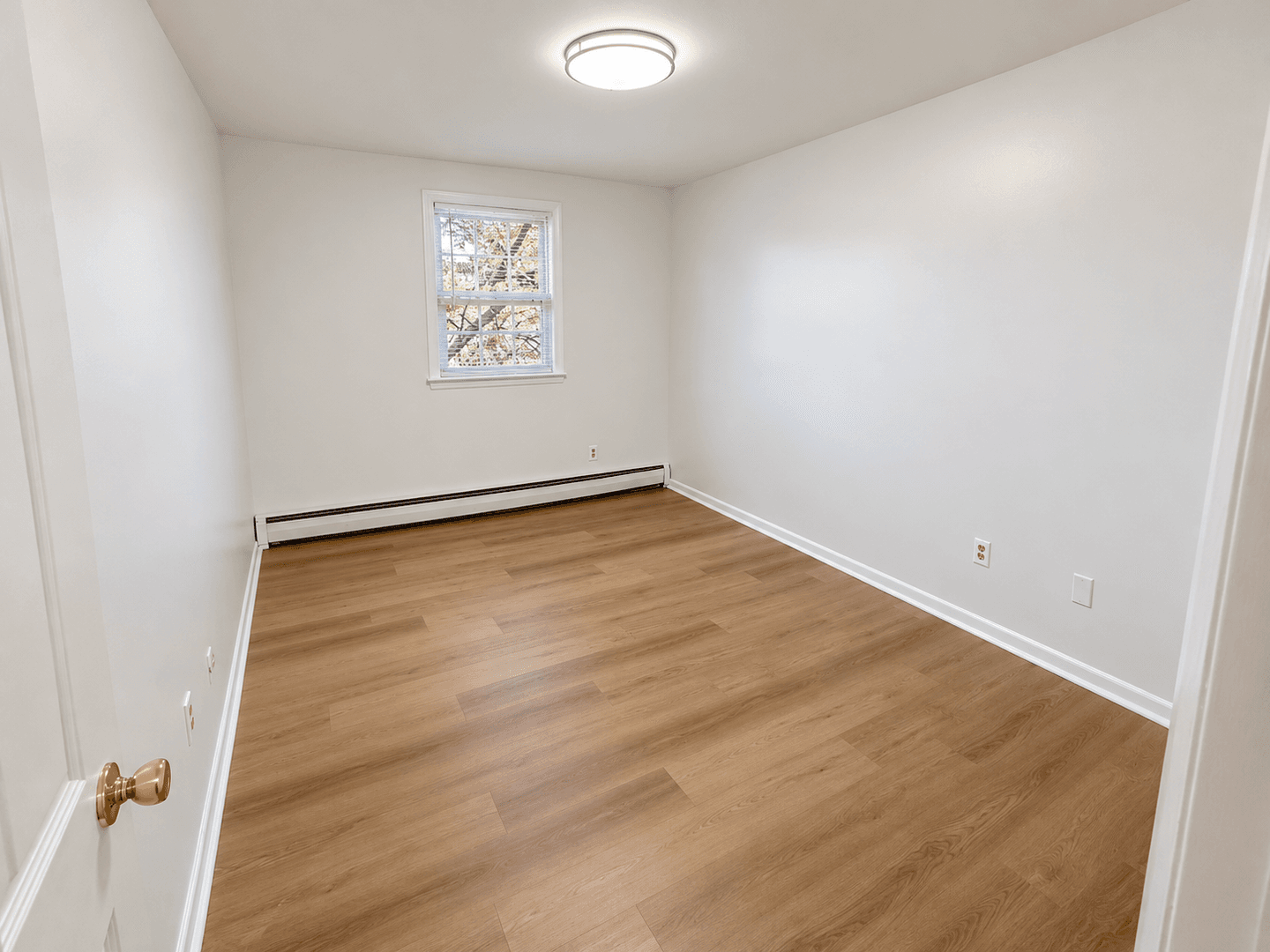 Pottstown Apartment: 60 Moser Rd