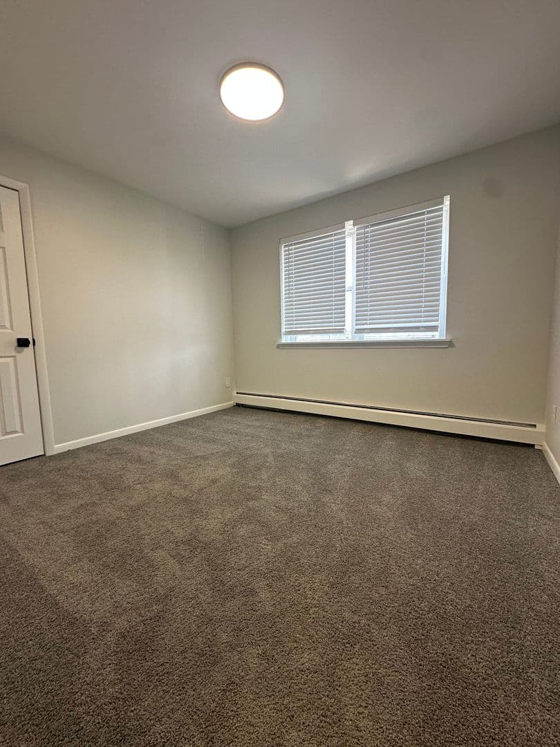 Quakertown Apartment: 11-60 Alan Lane