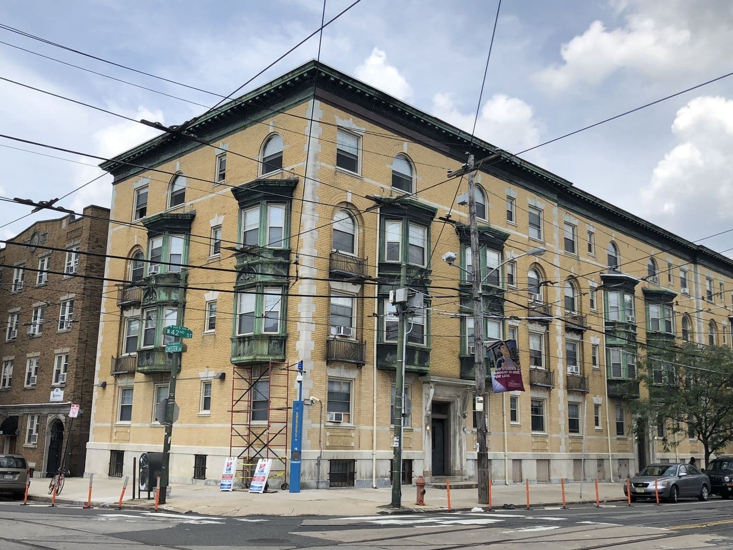 Philadelphia Apartment: 520 South 42nd St