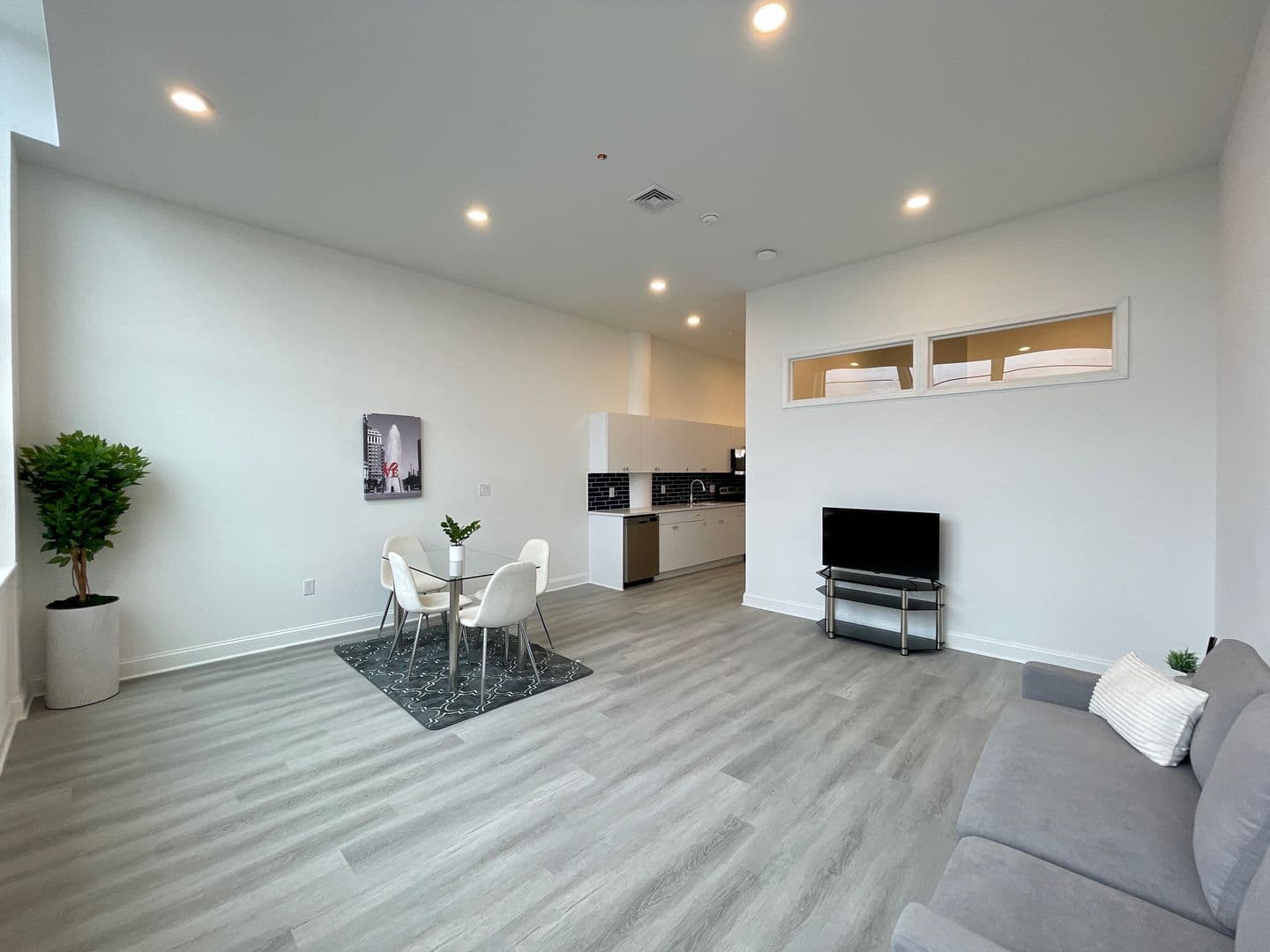 Philadelphia Apartment: 3745 M Street