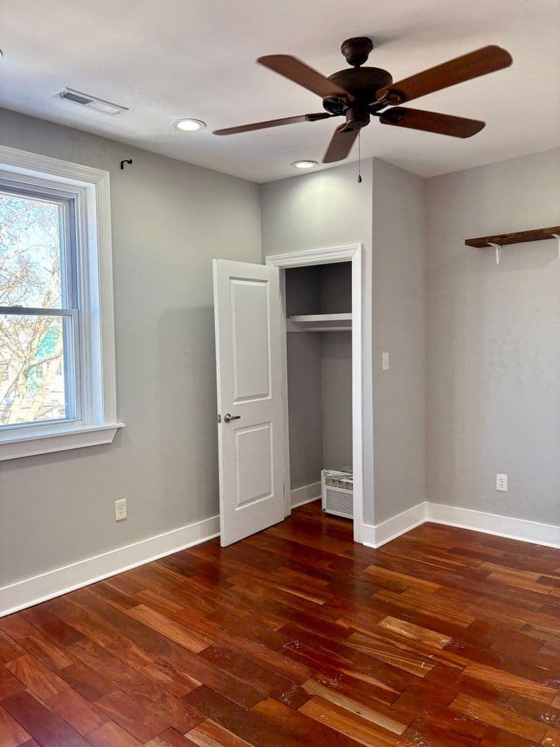 Philadelphia Apartment: 4900 Pine Street