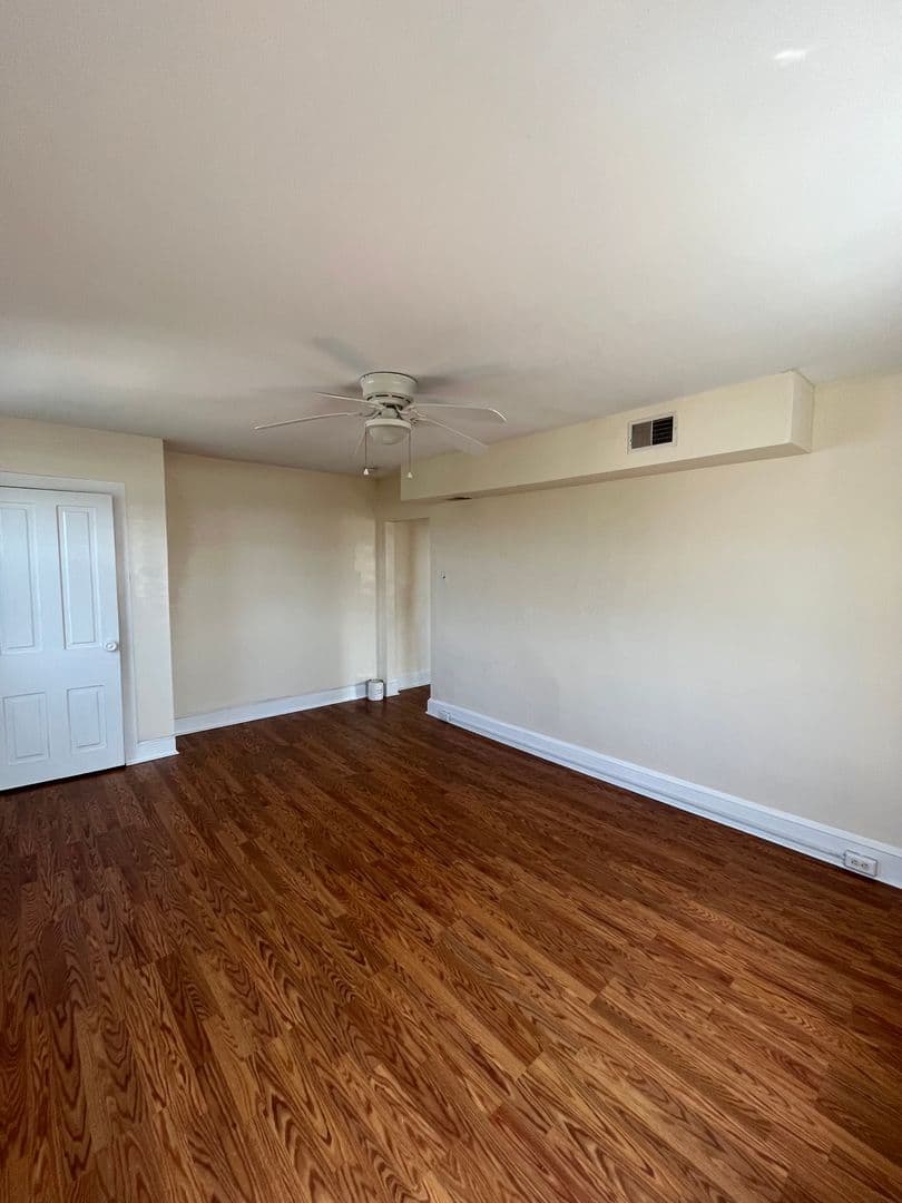 Philadelphia Apartment: 3309 Conrad Street