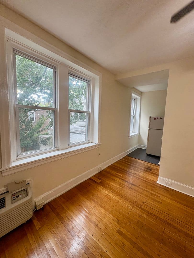 Philadelphia Apartment: 503 South 41st Street