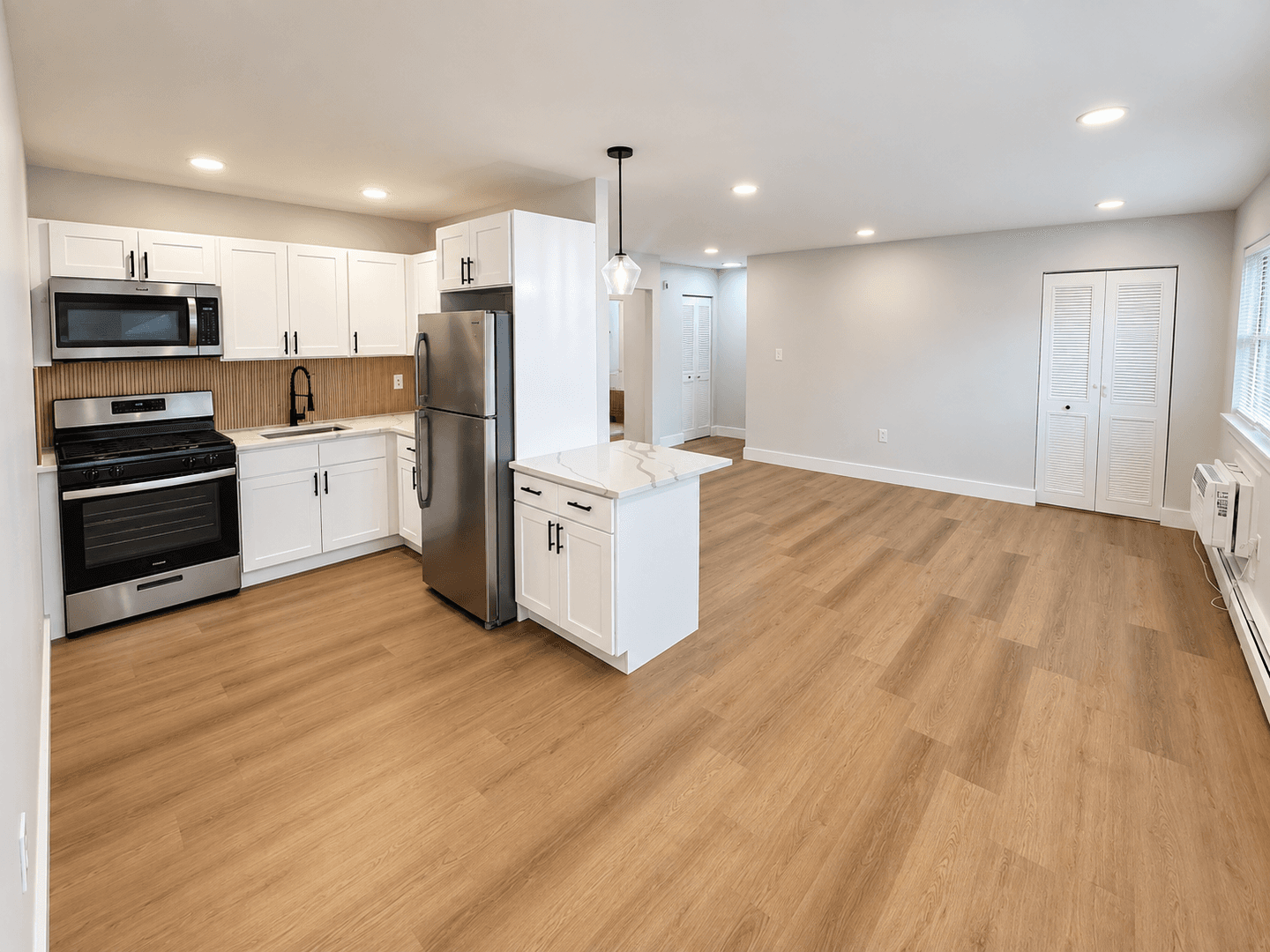 Quakertown Apartment: 164 Park Avenue