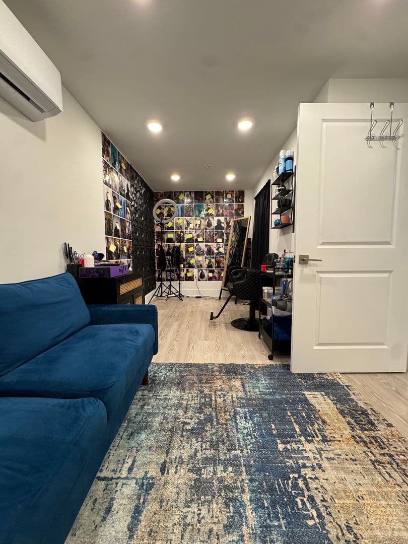 Philadelphia Apartment: 4717 Stenton Avenue
