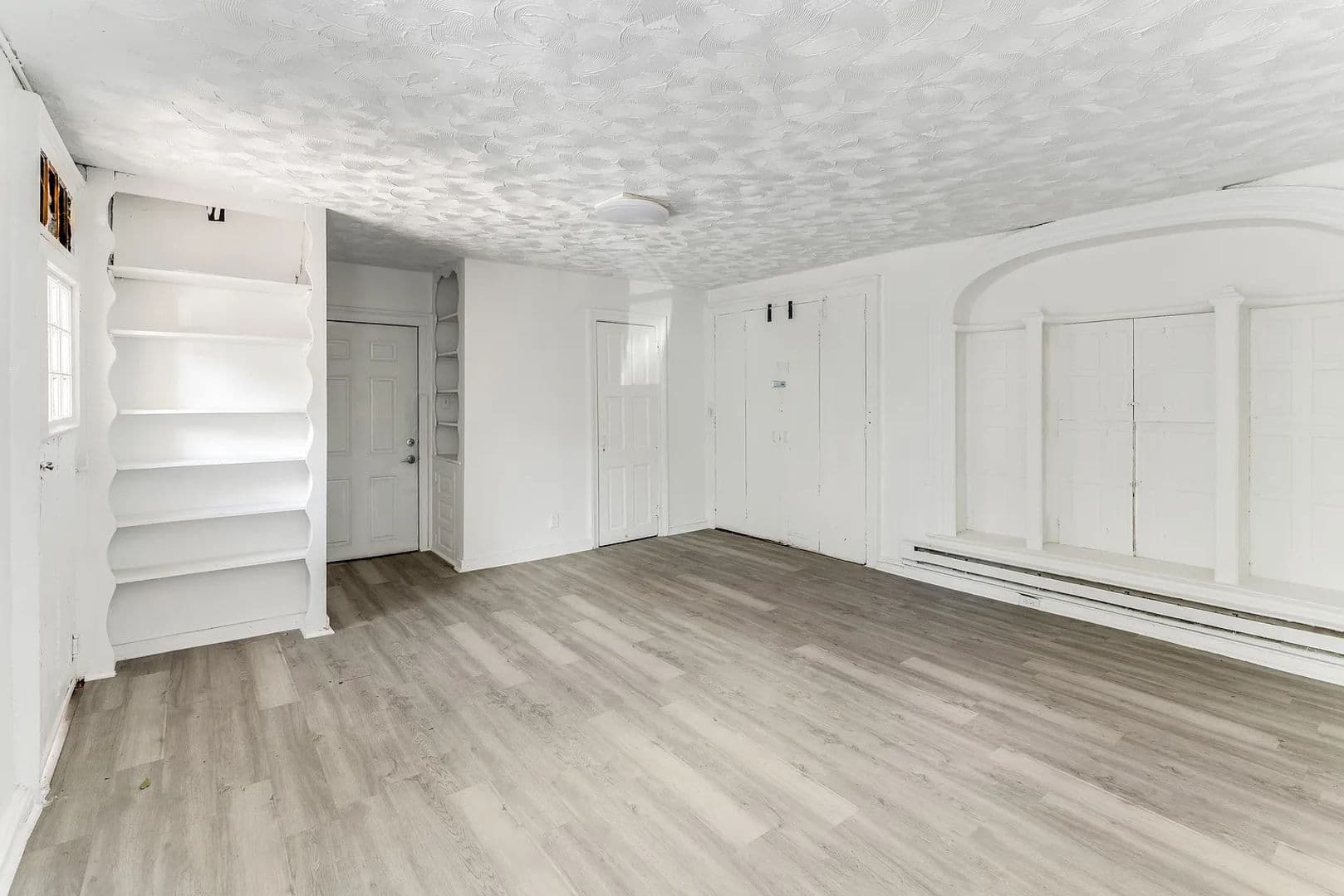Philadelphia Apartment: 4908 Germantown Ave.