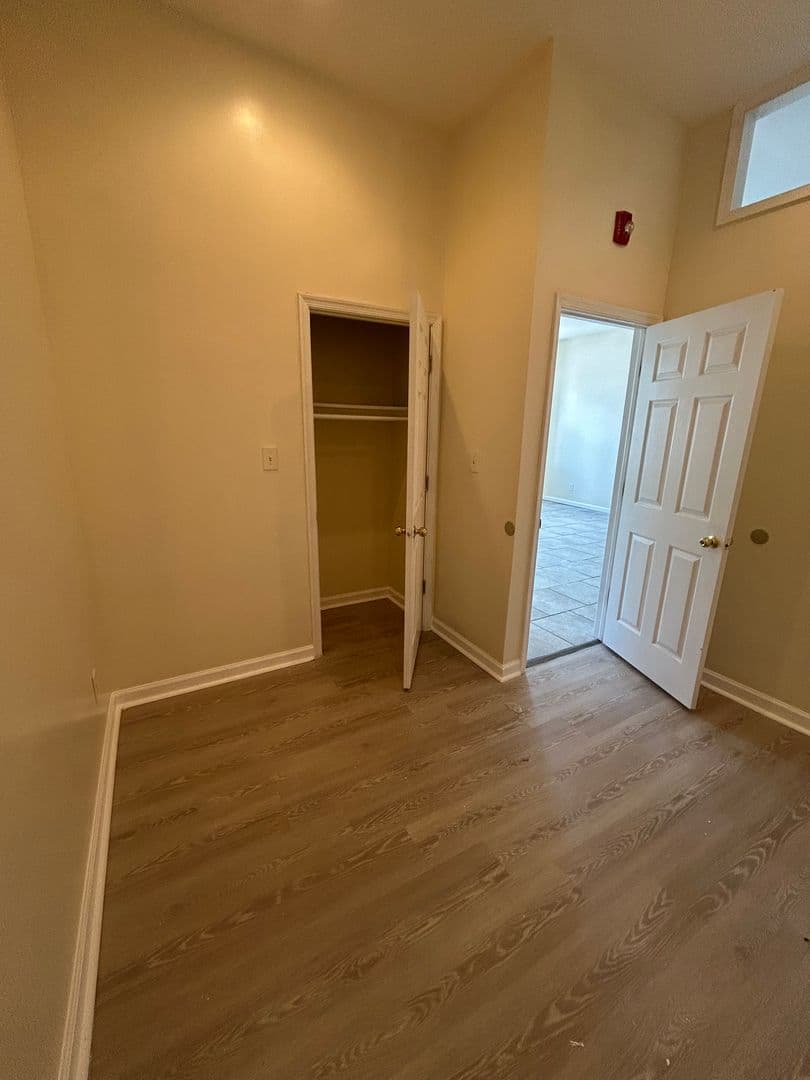 Philadelphia Apartment: 4700 Stenton Ave.