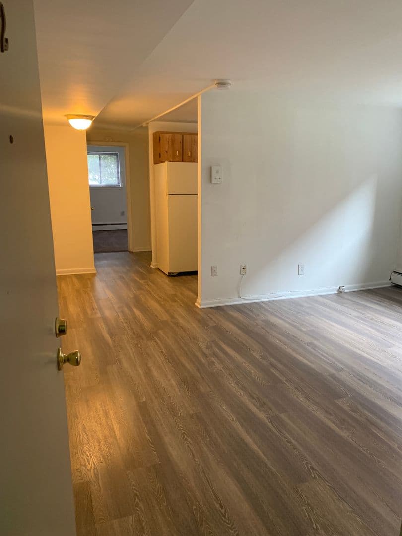 Philadelphia Apartment: 4910 Walnut Street
