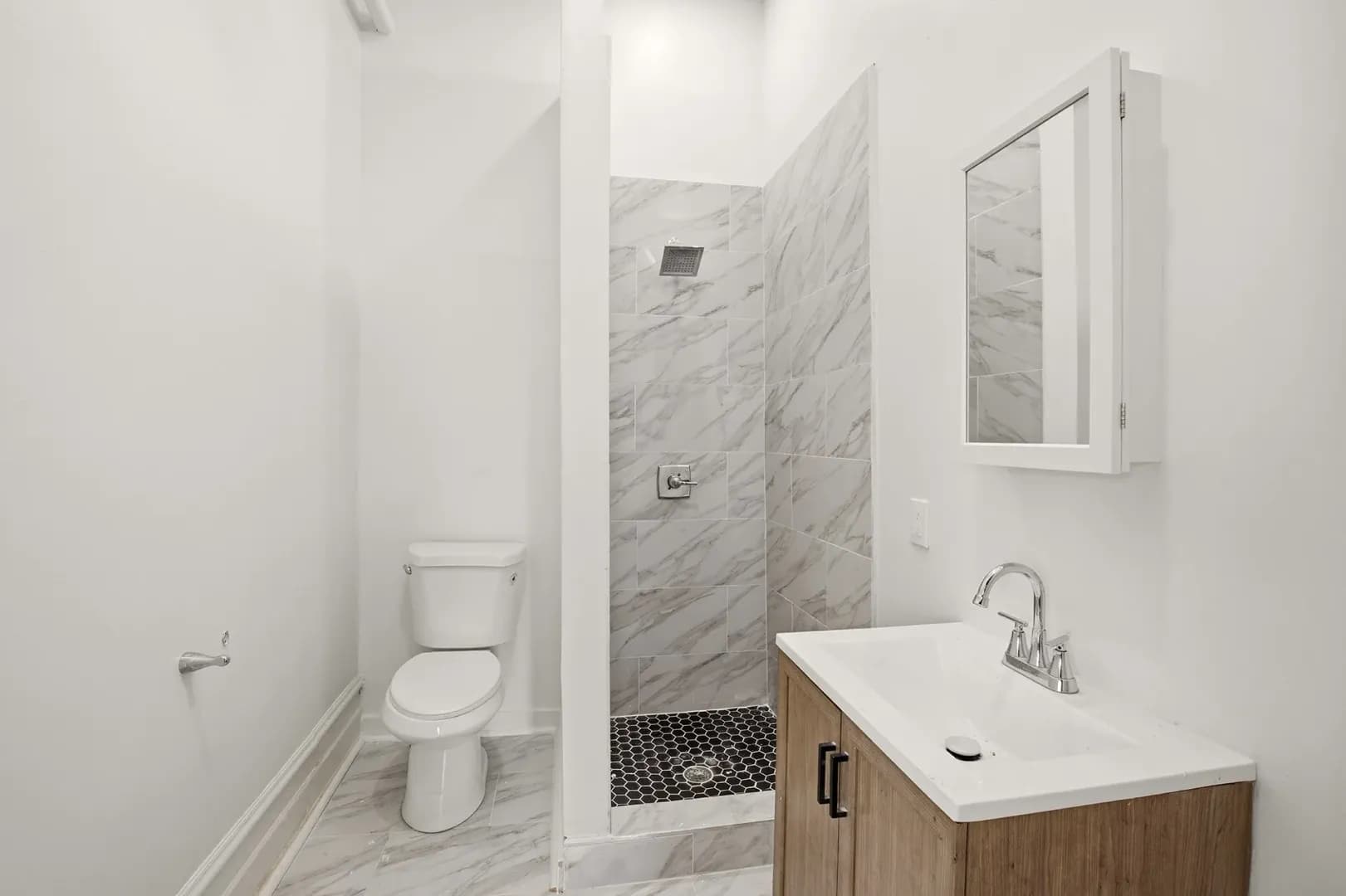 Philadelphia Apartment: 6012 RIdge Ave.