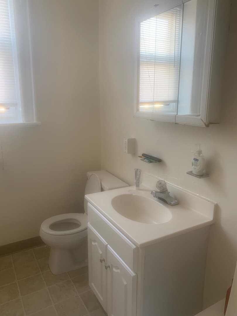 Philadelphia Apartment: 520 South 42nd St