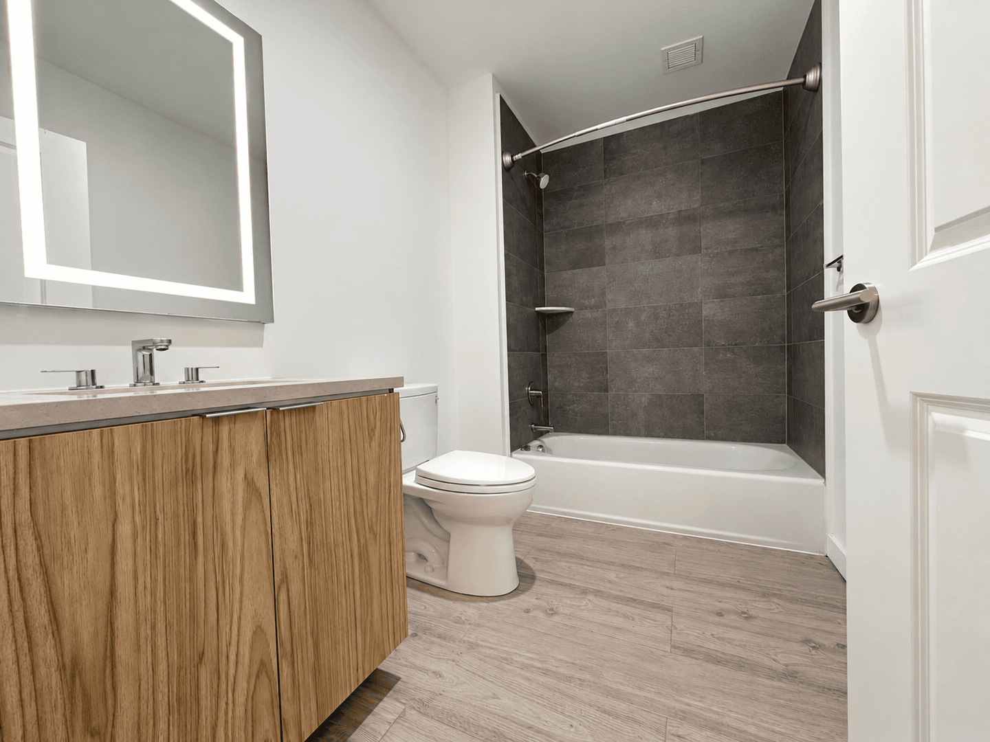 Clifton Heights Apartment: 500 E Broadway