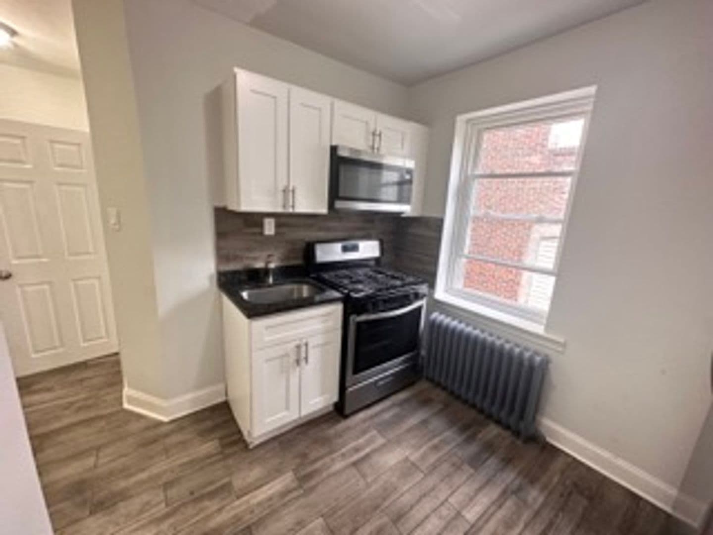 Philadelphia Apartment: 4844 Walnut Street