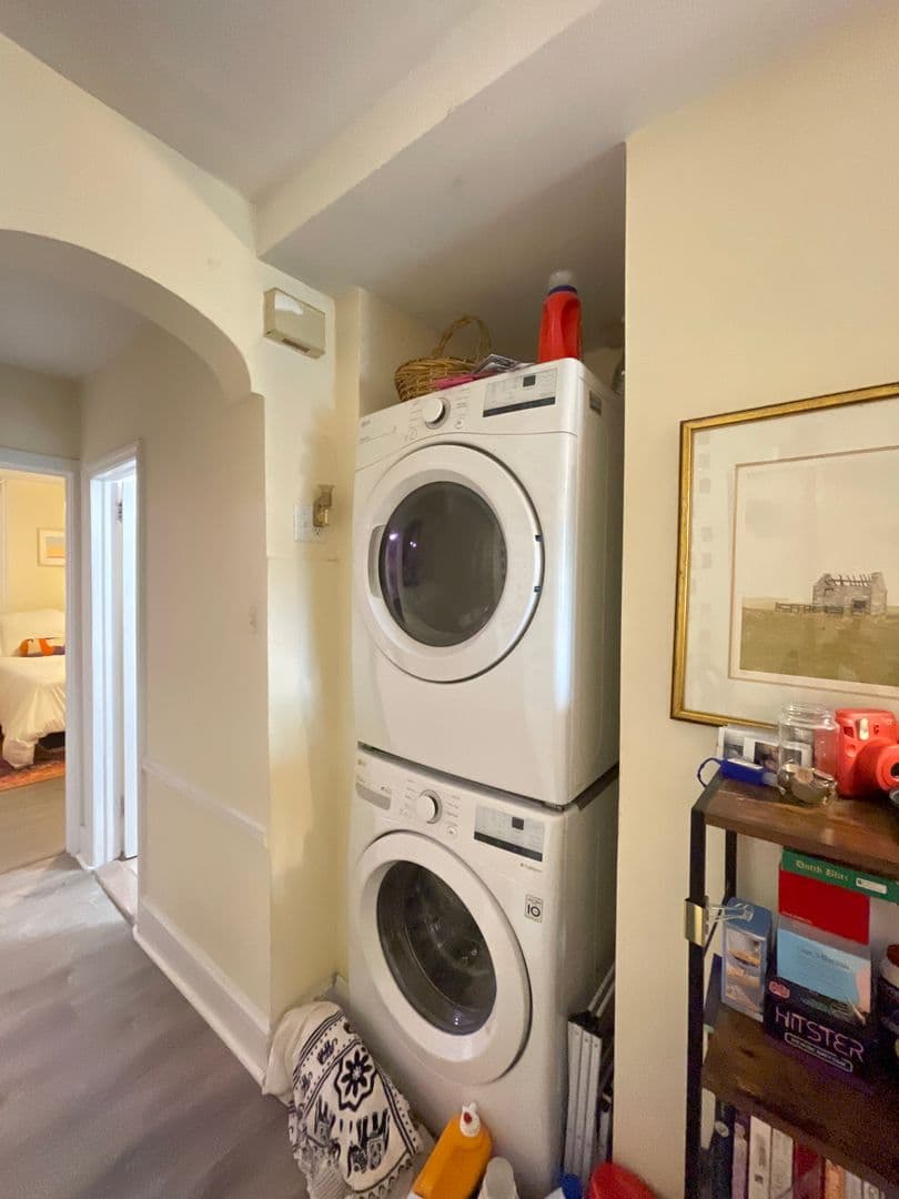 Philadelphia Apartment: 325 Pine Street