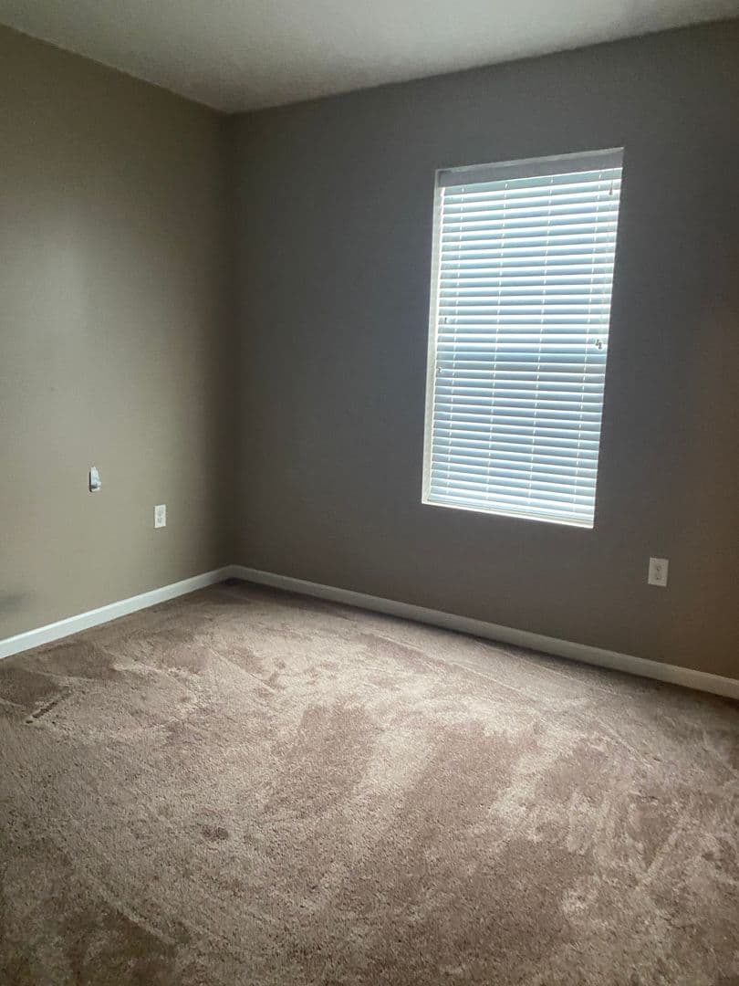 Bethlehem Apartment: 1325 Chelsea Ave