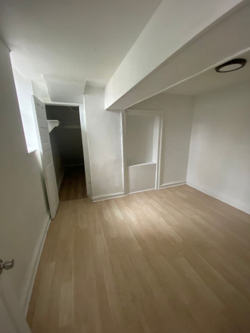 Philadelphia Apartment: 4908 Germantown Ave.