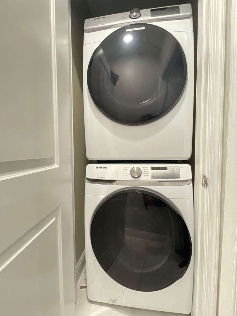 Philadelphia Apartment: 248 Market St