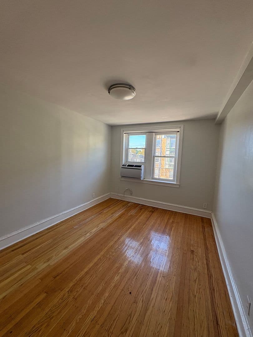 Philadelphia Apartment: 4107 Chester Avenue