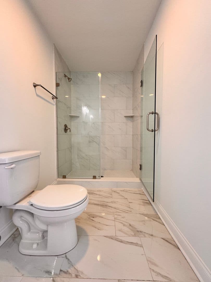 Philadelphia Apartment: 1600 W Hunting Park
