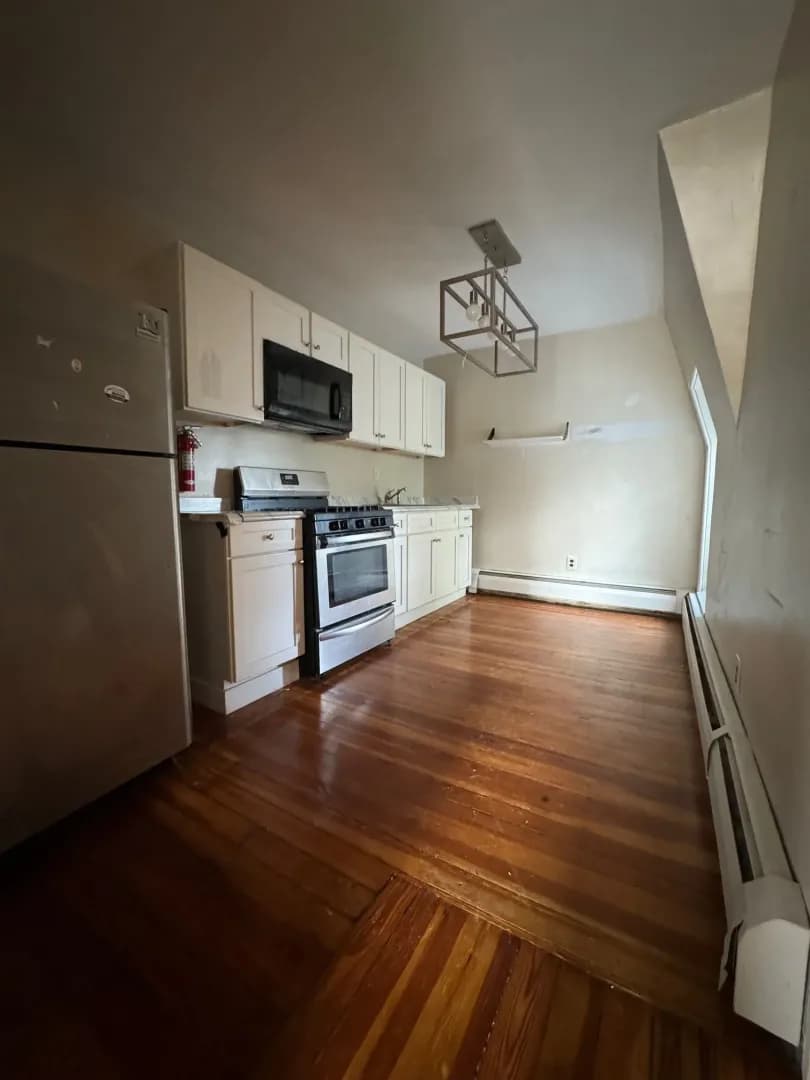 Philadelphia Apartment: 7300 Boyer Street
